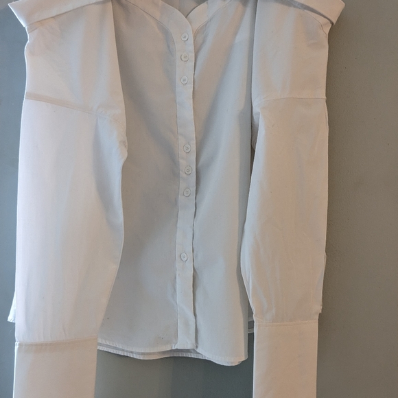 Mango spaghetti strap off shoulder  white shirt size M us 6 - Picture 3 of 3